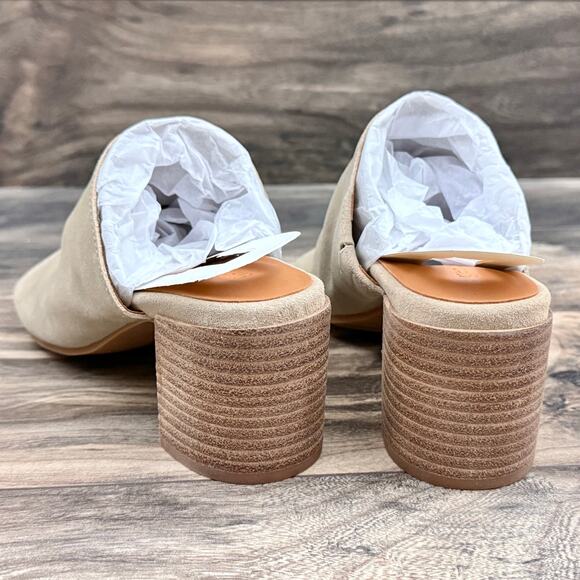 NIB Gentle Souls by Kenneth Cole 9M Chas Comfort Open Toe Heeled Sandals Suede - Picture 9 of 12